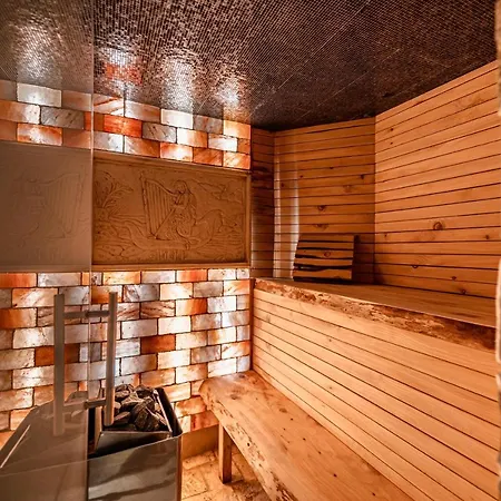 Fountain - Santeramo 4*